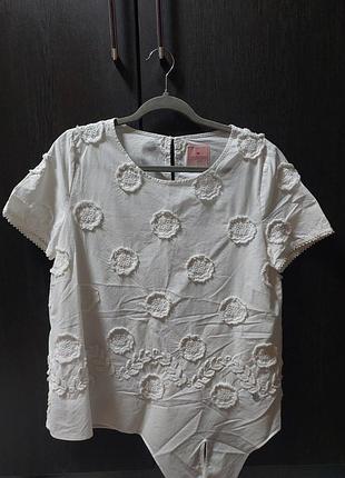 Блуза біла