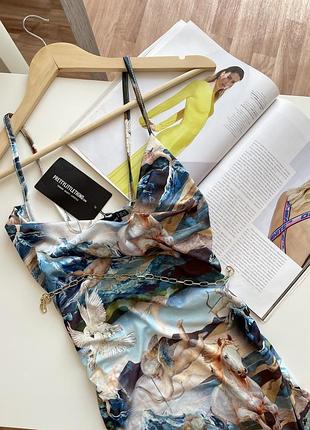 Сукня картина по фігурі