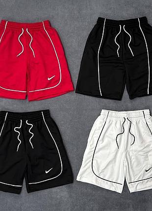 Чоловічі шорти nike