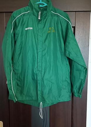 Спортивна вітровка errea