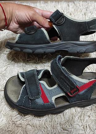 Спортивні замшеві сандалі, босоніжки натуральні 33 розмір