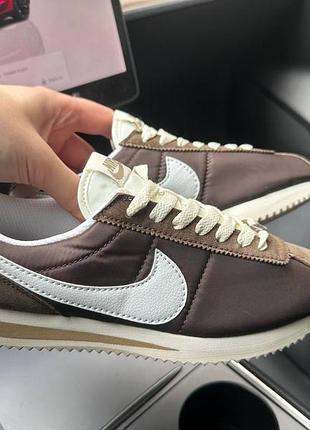 Cortez brown white 3