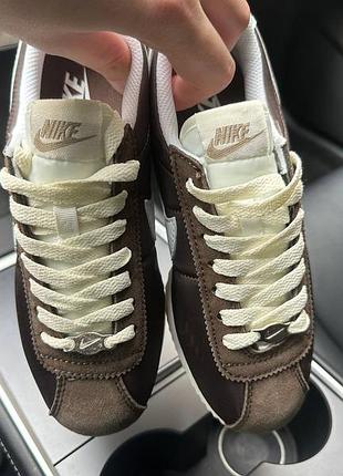 Cortez brown white 5
