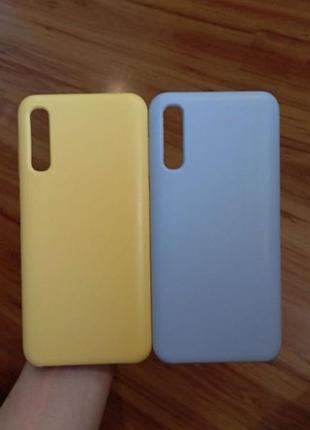 Чехлы для телефона