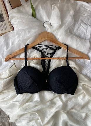 Бюстгальтер чорний