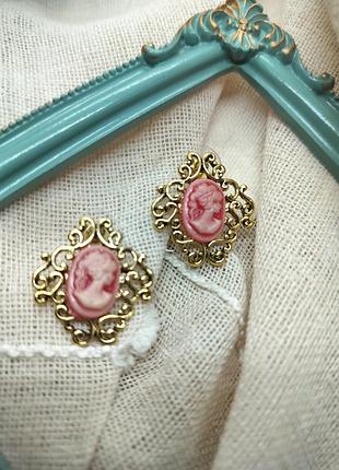 Нежные серьги камея 4