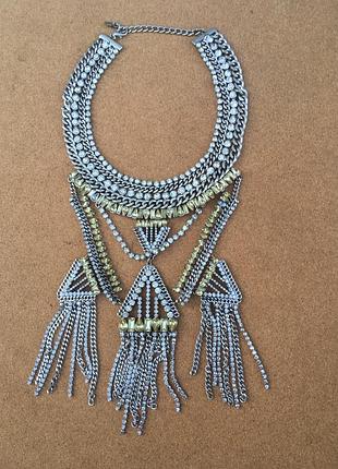 Бусы со стразами zara