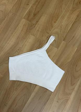 Новий плотний білий топ