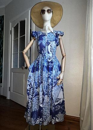 Вінтажна біло-синя літня ситцева  довга сукня з карманами