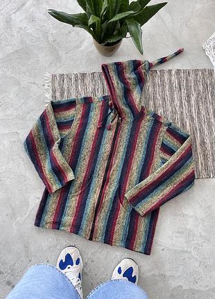 Вінтажний ріднокольоровий вʼязаний светр ручної роботи з цікавим капюшоном авангард єльф чарівник