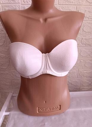 Бюстгальтер без шлейок