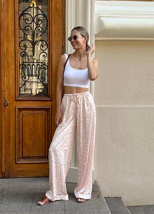 Трендові шовкові штани палаццо у леопардовий принт