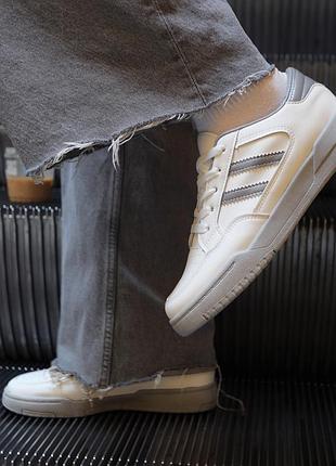 Кеди жіночі 589271 білі сірі