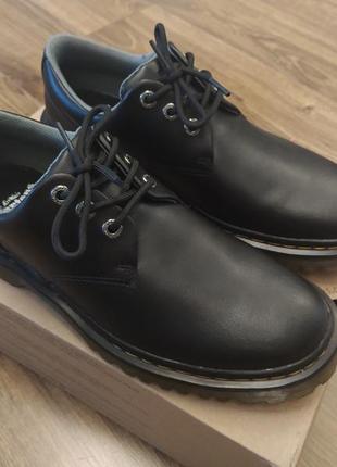 Мужские туфли dr.martens kent2 фото