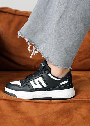 Кеды женские 589531 черно-белые