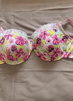 Бюстгальтер, розмір 85e