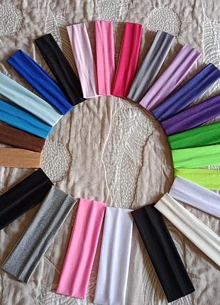 Пов'язки на голову, підходить для жінок і дітей.
гарна якість. товар новий. у наявності 23шт. різні кольори. чорний, білий, зелений, коричневий.