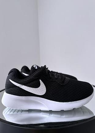 Легкие дышащие кроссовки nike
