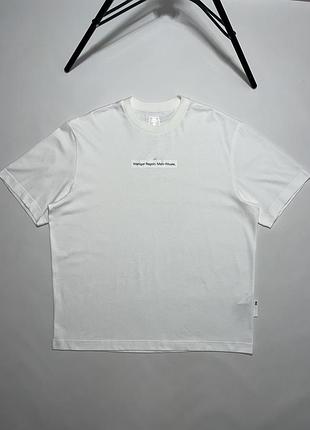 Нова лімітована бігова футболка on cloud running studio tee