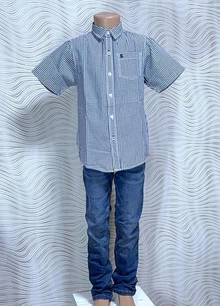 Комплект одежды для мальчика 8-9 лет (134 см рост) рубашка в клетку и синие джинсы костюм