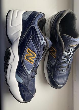 Кросівки new  balance 452