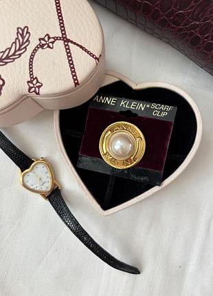 Кліпса на хустку