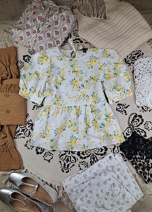 Брендовая нежная блуза с баской и красивыми рукавами new look💛