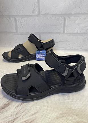 Чоловічі, легенькі сандалії *skechers go consistent*