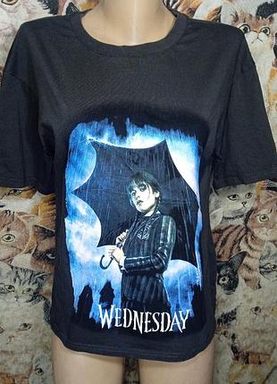 Футболка уэнсдей