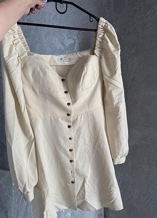 Плаття з пишними рукавами