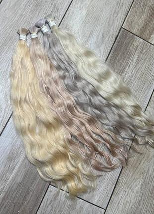 Волосся преміум хвилясте