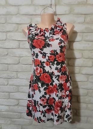 Трикотажное мини платье-мини 38-40 г.