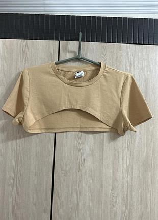 Футболка коротка