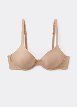 Бюстгальтер тілесного кольору