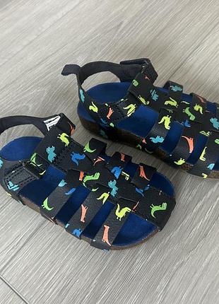 Босоніжки для хлопчика відомої марки carter’s розмір 25