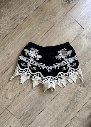 Шорти чорні прошва кружево вишивка  пляжні в стилі бохо mango zara massimo dutti