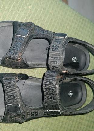 Босоножки для мальчика 35р