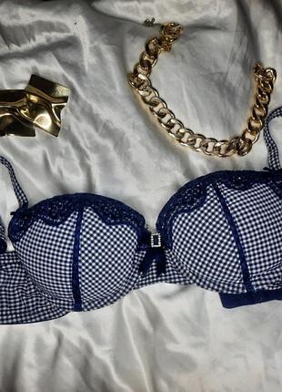 Бюстгальтер в клетку