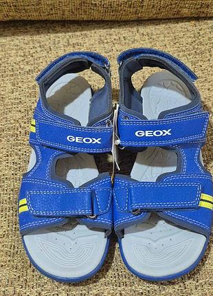 Босоніжки для хлопчика geox 33 розміру