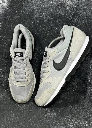 Кросівки чоловічі сірі замшеві nike md runner 2