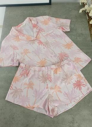 Розовая пижама с пальмами marks & spencer