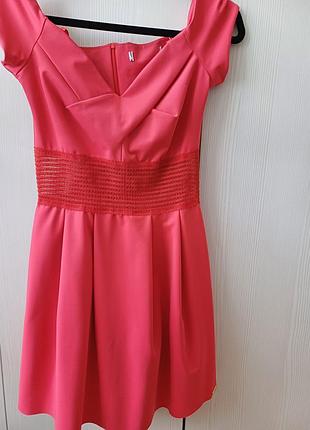 Жіноча сукня, розмір s, колір фуксія