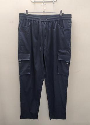 Штани чоловічі чорні,з карманами.і-9910
розміри:батал
ціна-650грн