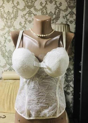 Грация. красивая