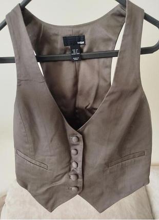 Шоколадна жилетка розмір 34