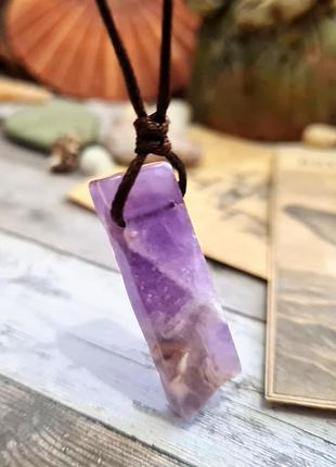 🔺🍇💜 кулон "брусочек" на шнурке натуральный камень аметист