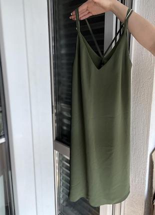 Сукня коротка