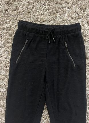 Спортивные штаны брюки джоггеры из легкой толстовочной ткани