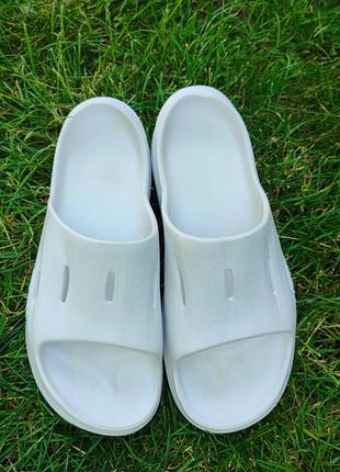 Шлепанцы hoka 3