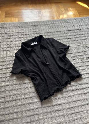 Кроп топ на ґудзик